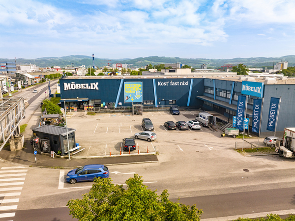 Download Möbelix Linz 02.jpg